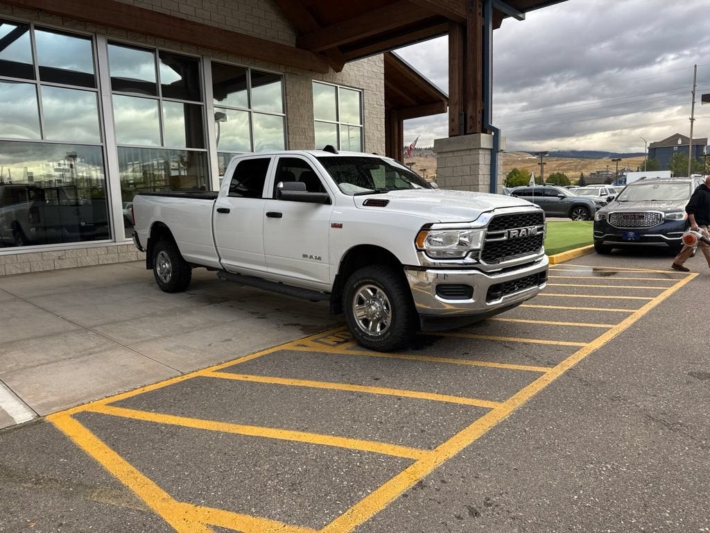 2022 RAM 2500 Tradesman Crew Cab 4x4 8' Box