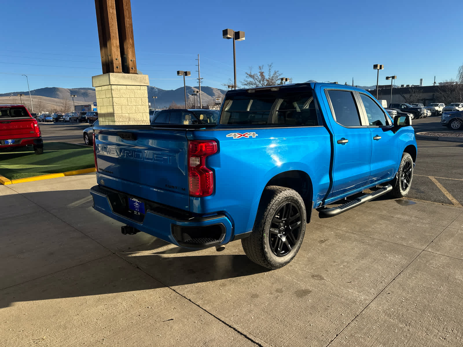 2024 Chevrolet Silverado 1500 Custom