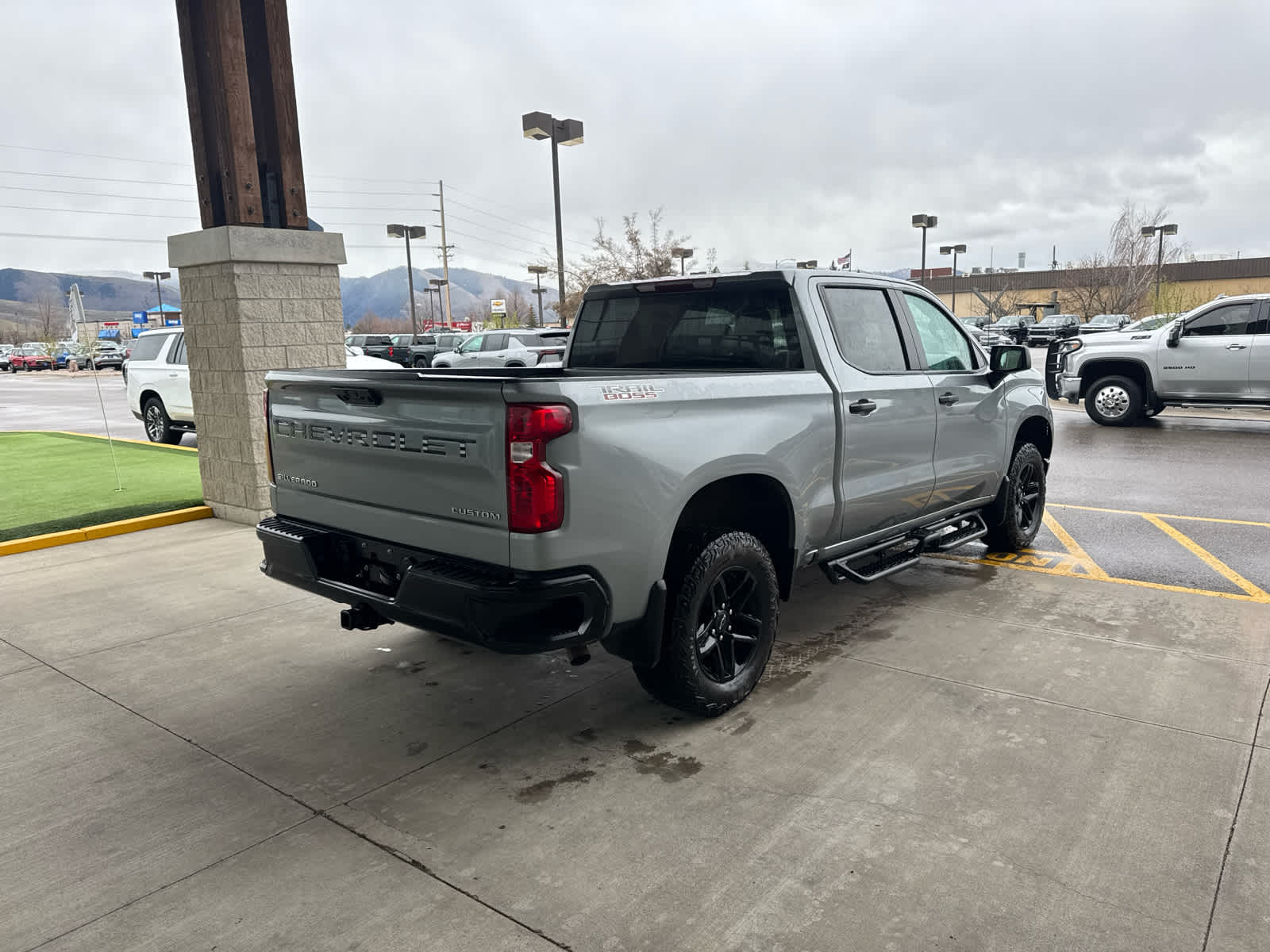 2024 Chevrolet Silverado 1500 Custom Trail Boss