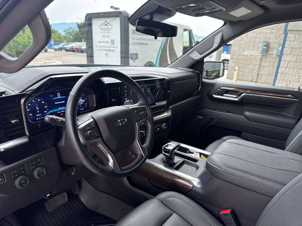 2025 Chevrolet Silverado 1500 RST
