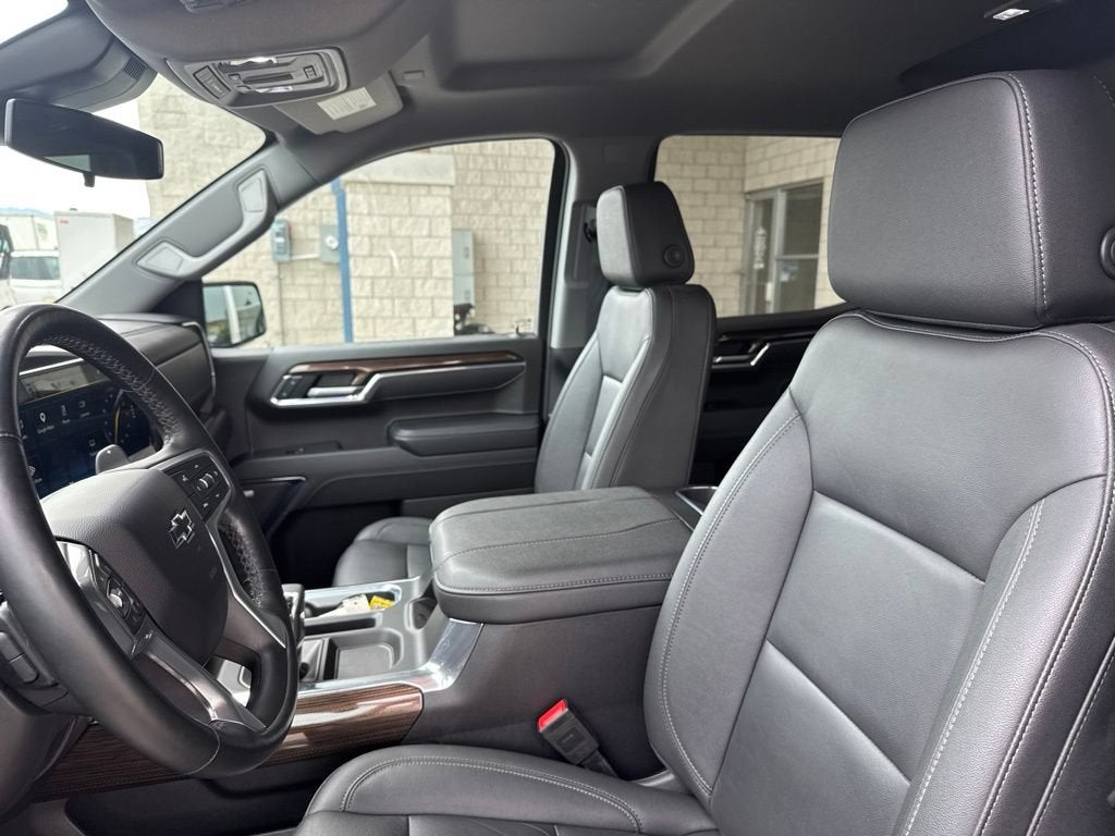2025 Chevrolet Silverado 1500 RST
