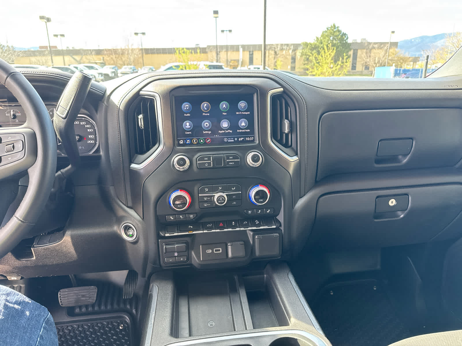 2022 GMC Sierra 1500 Limited AT4