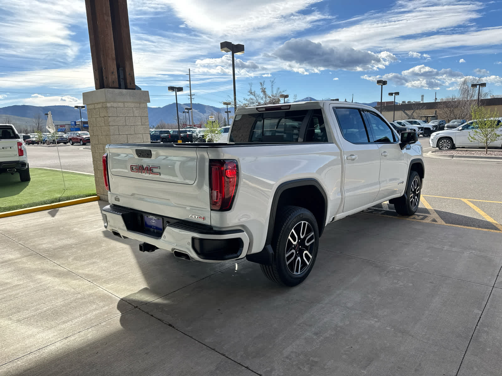 2022 GMC Sierra 1500 Limited AT4