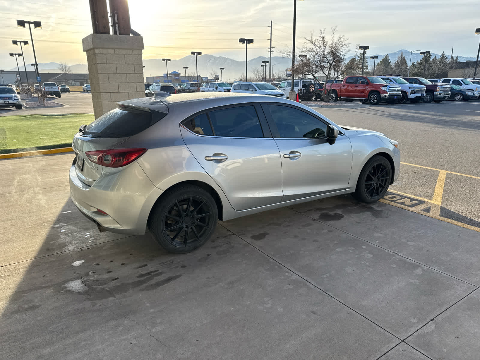 2018 Mazda Mazda3 5-Door Grand Touring