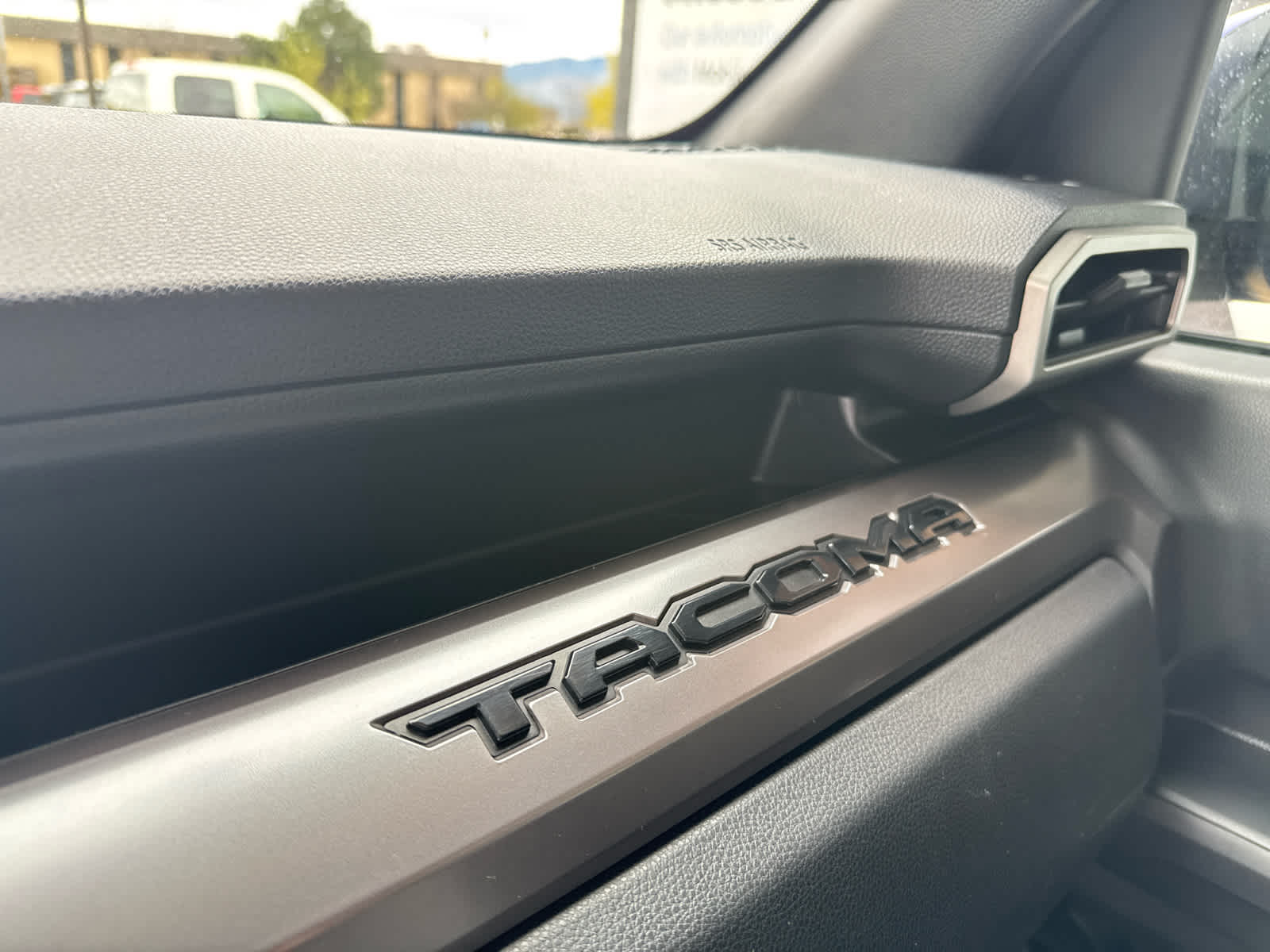 2025 Toyota Tacoma 4WD SR