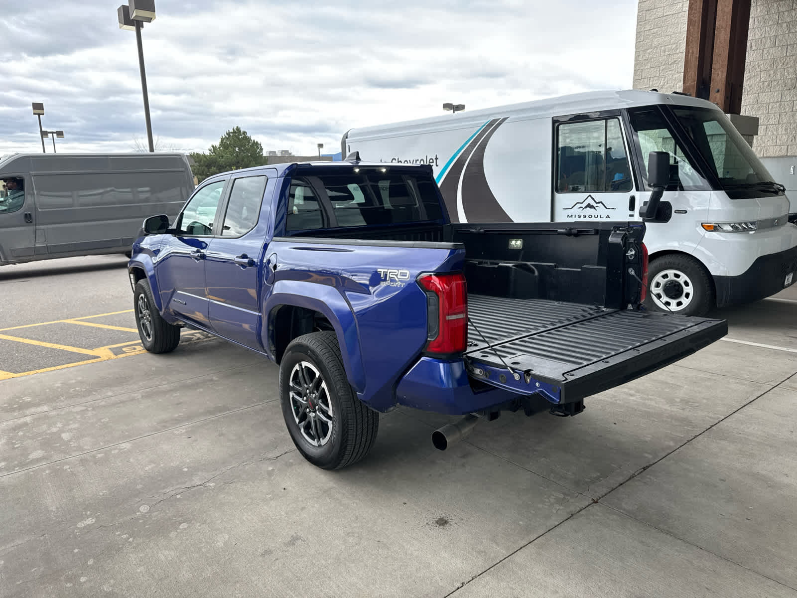 2025 Toyota Tacoma 4WD SR