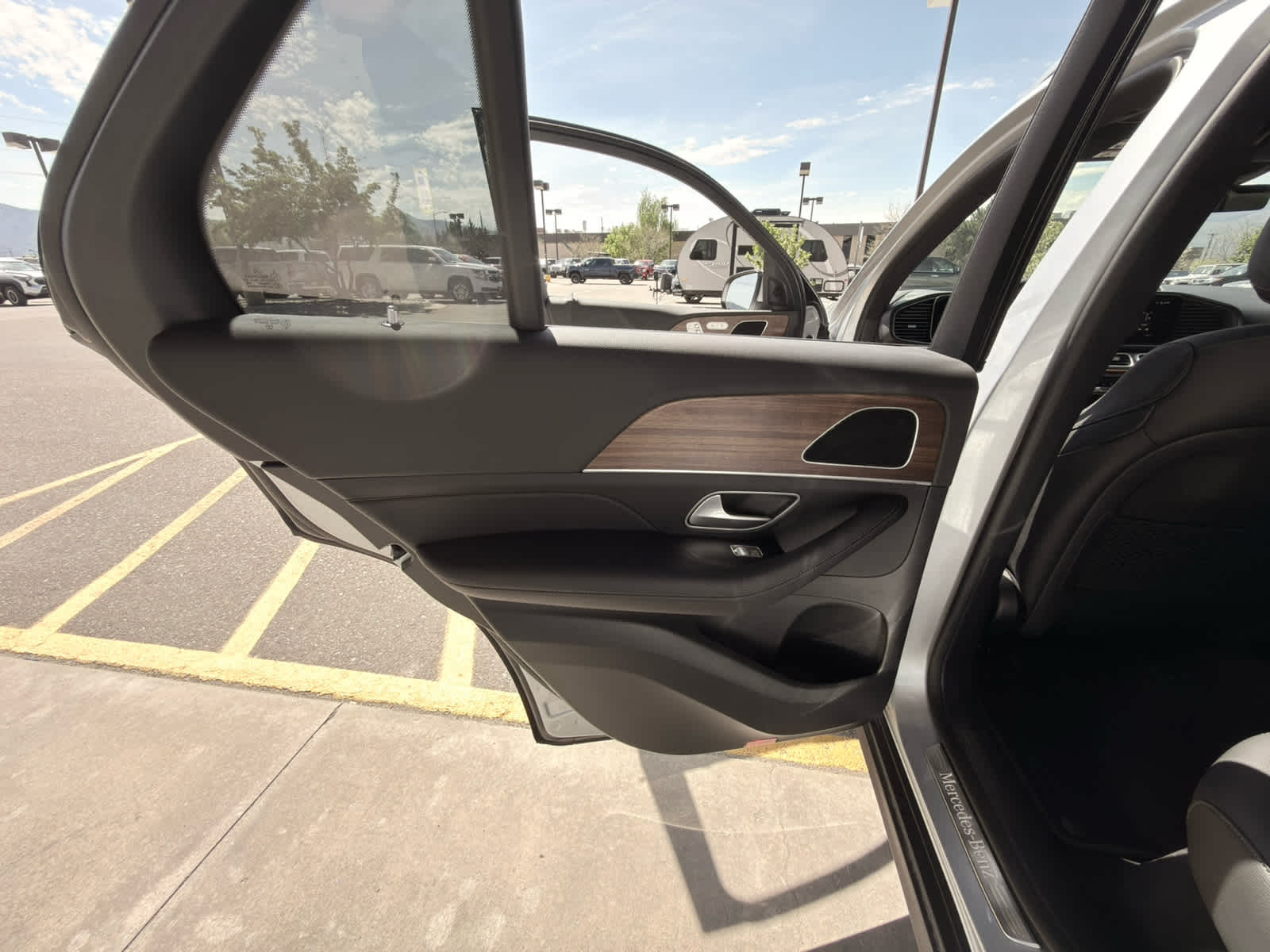 2025 Mercedes-Benz GLE 450 4MATIC®
