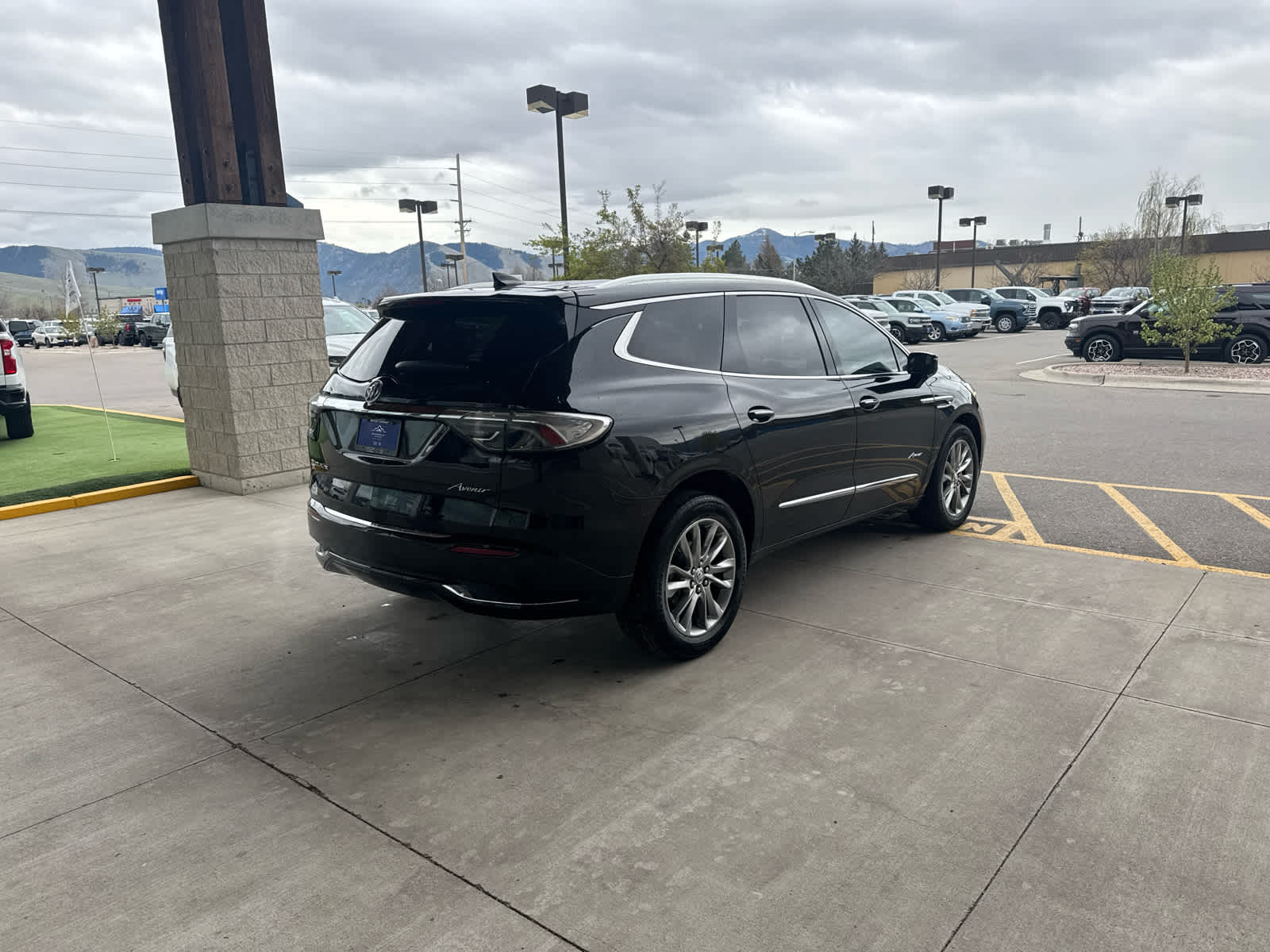 2023 Buick Enclave Avenir