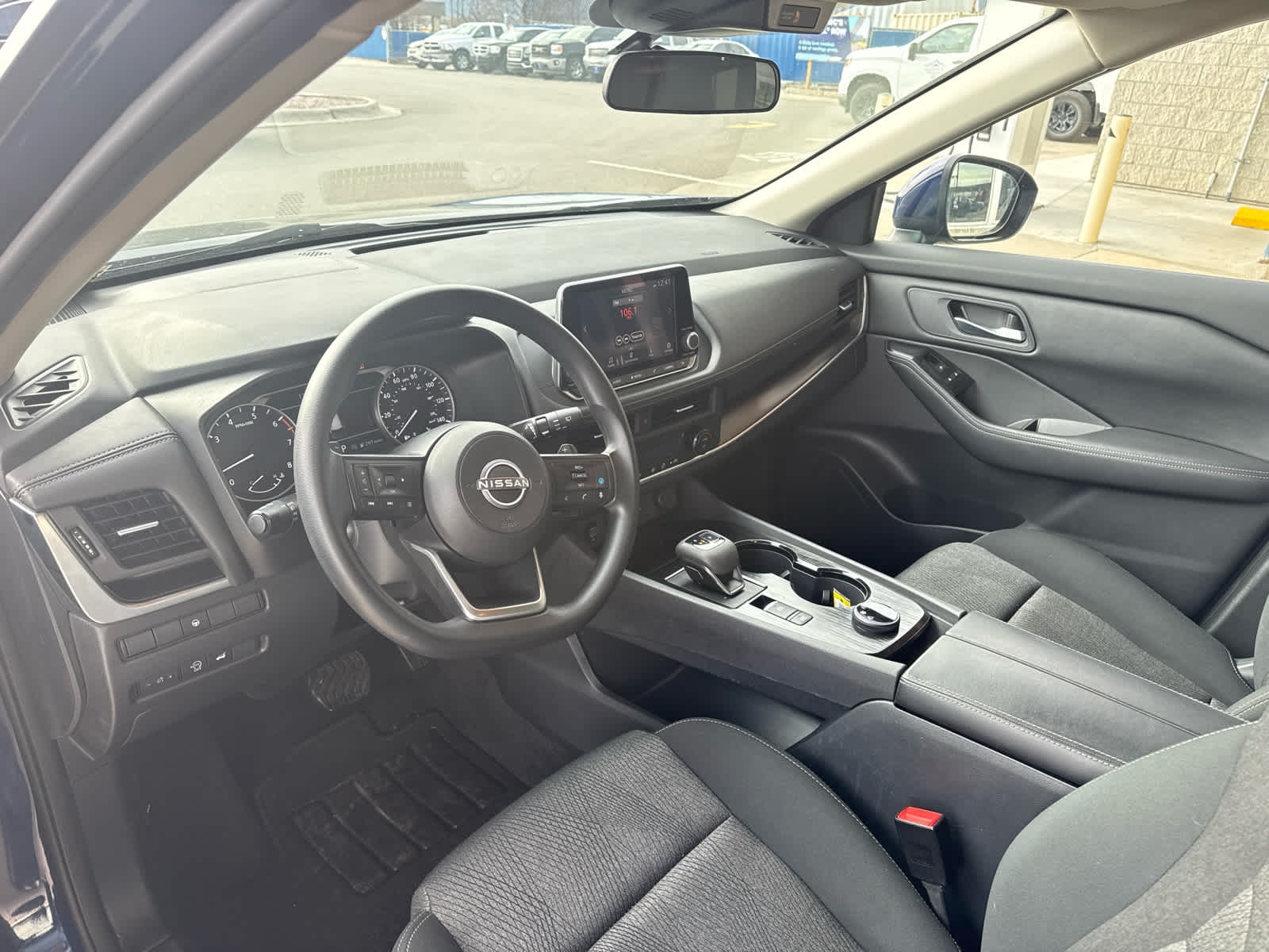 2024 Nissan Rogue SV