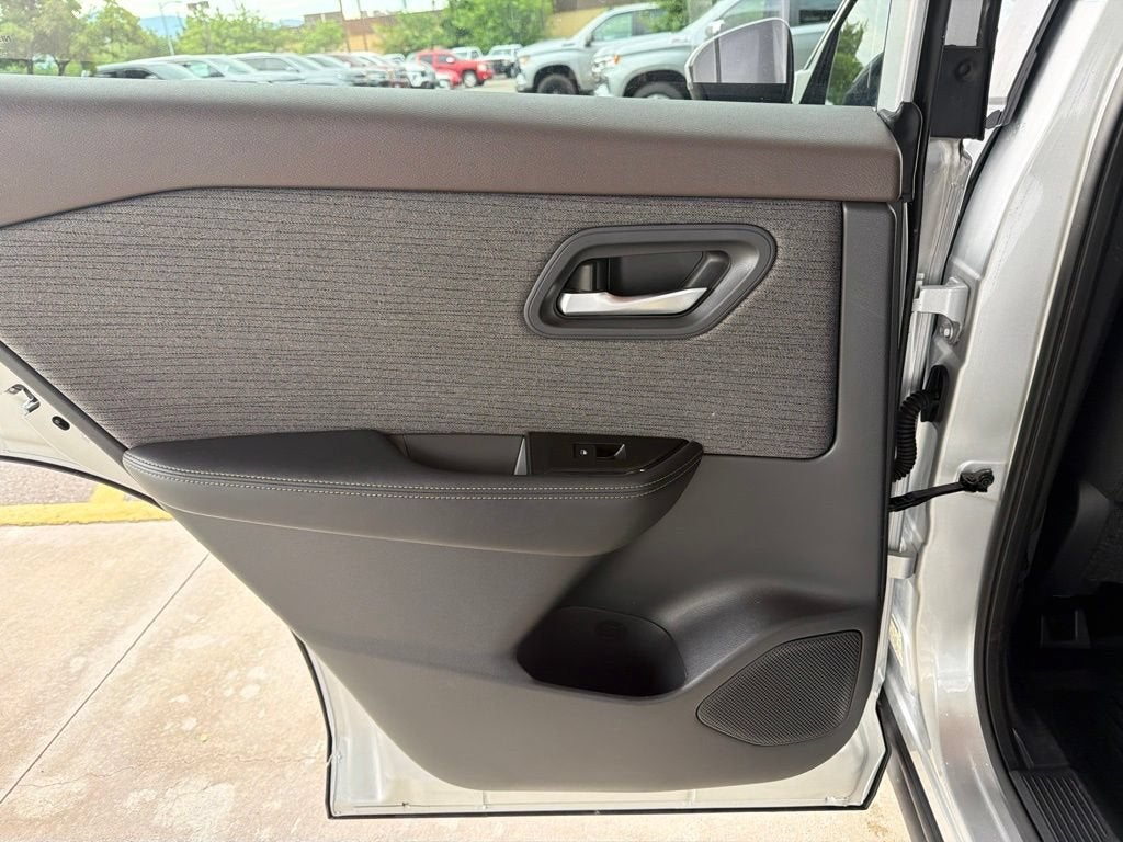 2022 Nissan Rogue SV Intelligent AWD