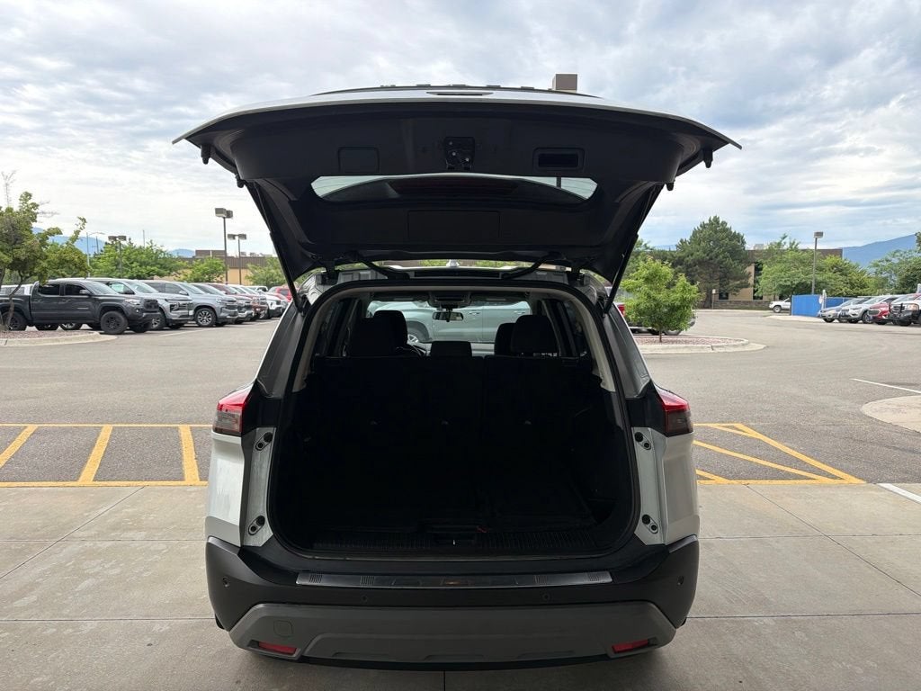 2022 Nissan Rogue SV Intelligent AWD