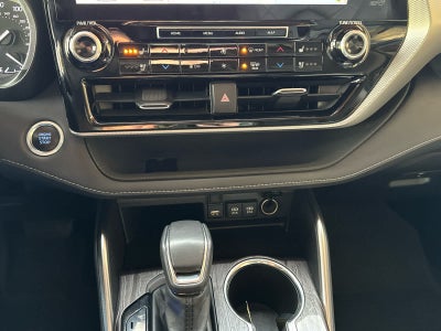 2020 Toyota Highlander Platinum