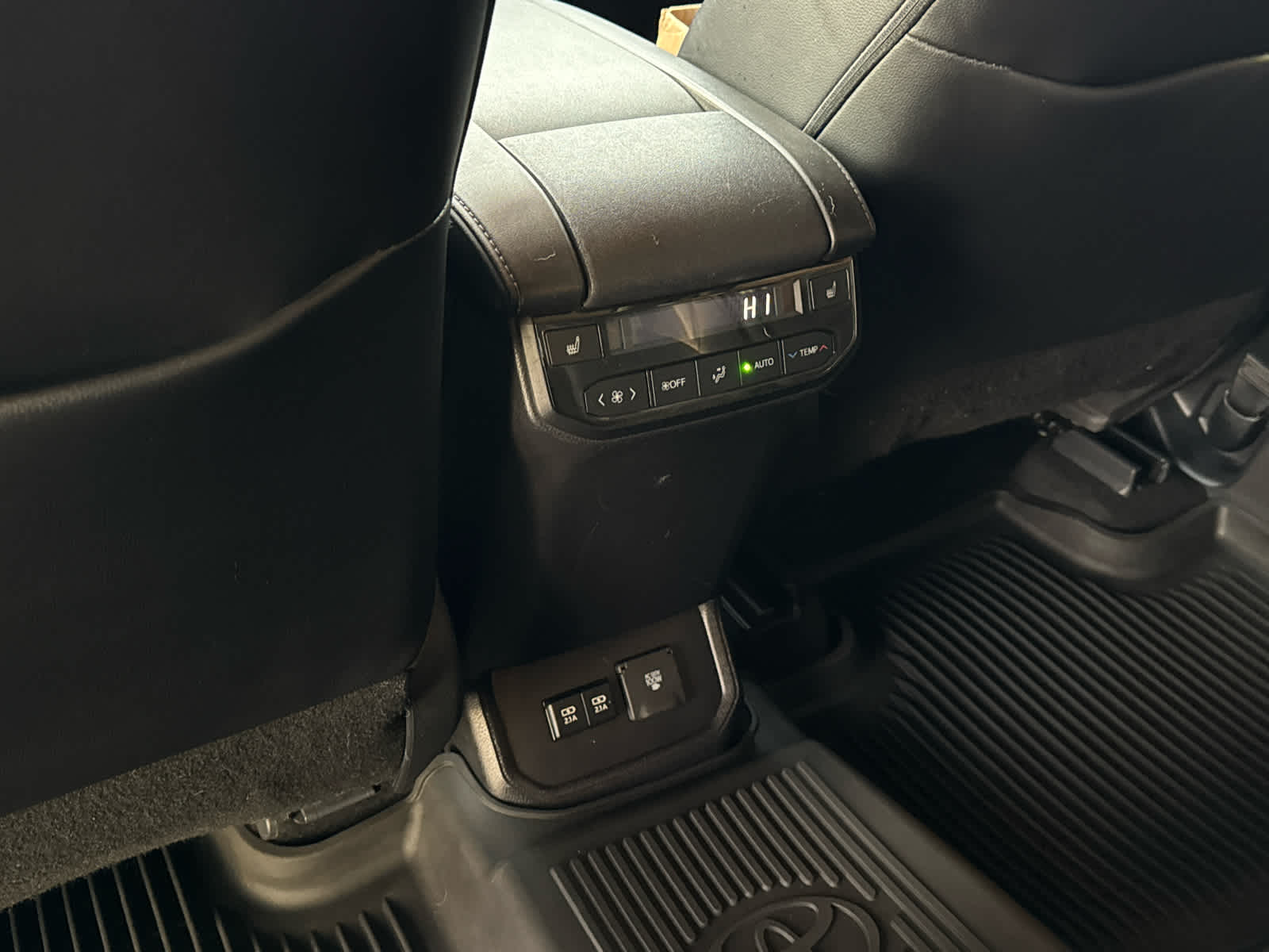 2020 Toyota Highlander Platinum