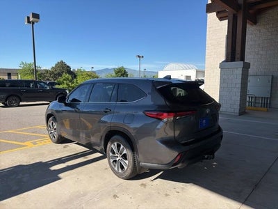 2022 Toyota Highlander XLE