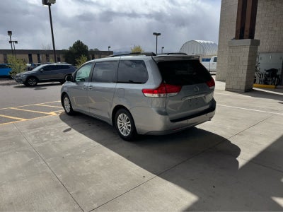 2013 Toyota Sienna XLE AAS