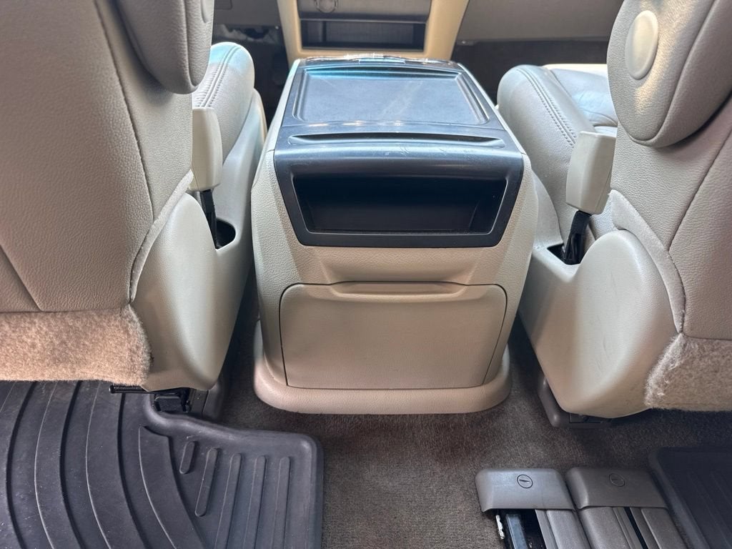 2017 Toyota Sienna XLE 8 Passenger