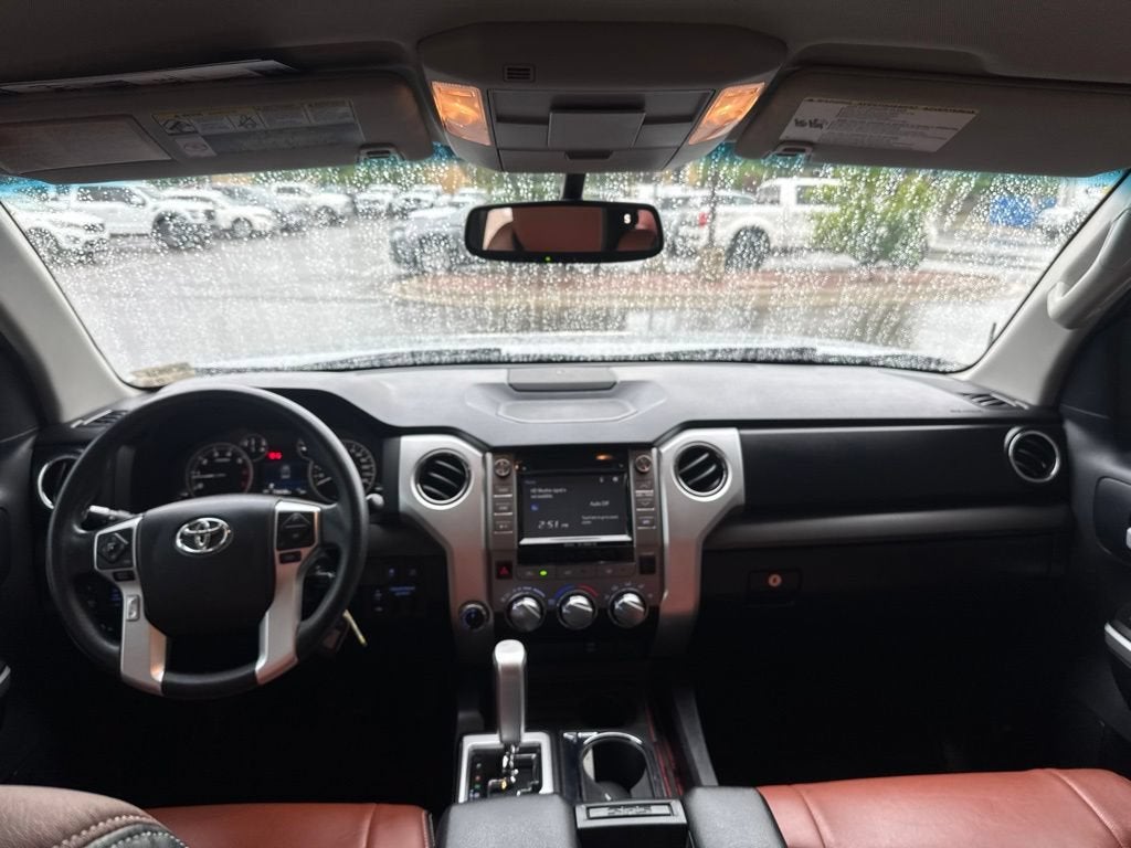 2016 Toyota Tundra SR5 5.7L V8