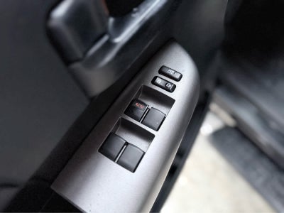 2012 Toyota Tundra 4WD Truck CrewMax 5.7L FFV V8 6-Spd AT (Natl)