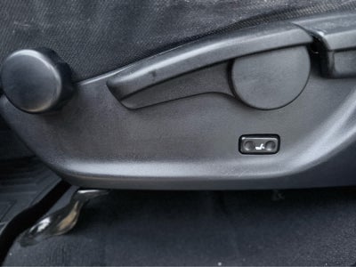 2012 Toyota Tundra 4WD Truck CrewMax 5.7L FFV V8 6-Spd AT (Natl)