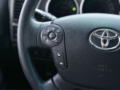 2012 Toyota Tundra 4WD Truck CrewMax 5.7L FFV V8 6-Spd AT (Natl)