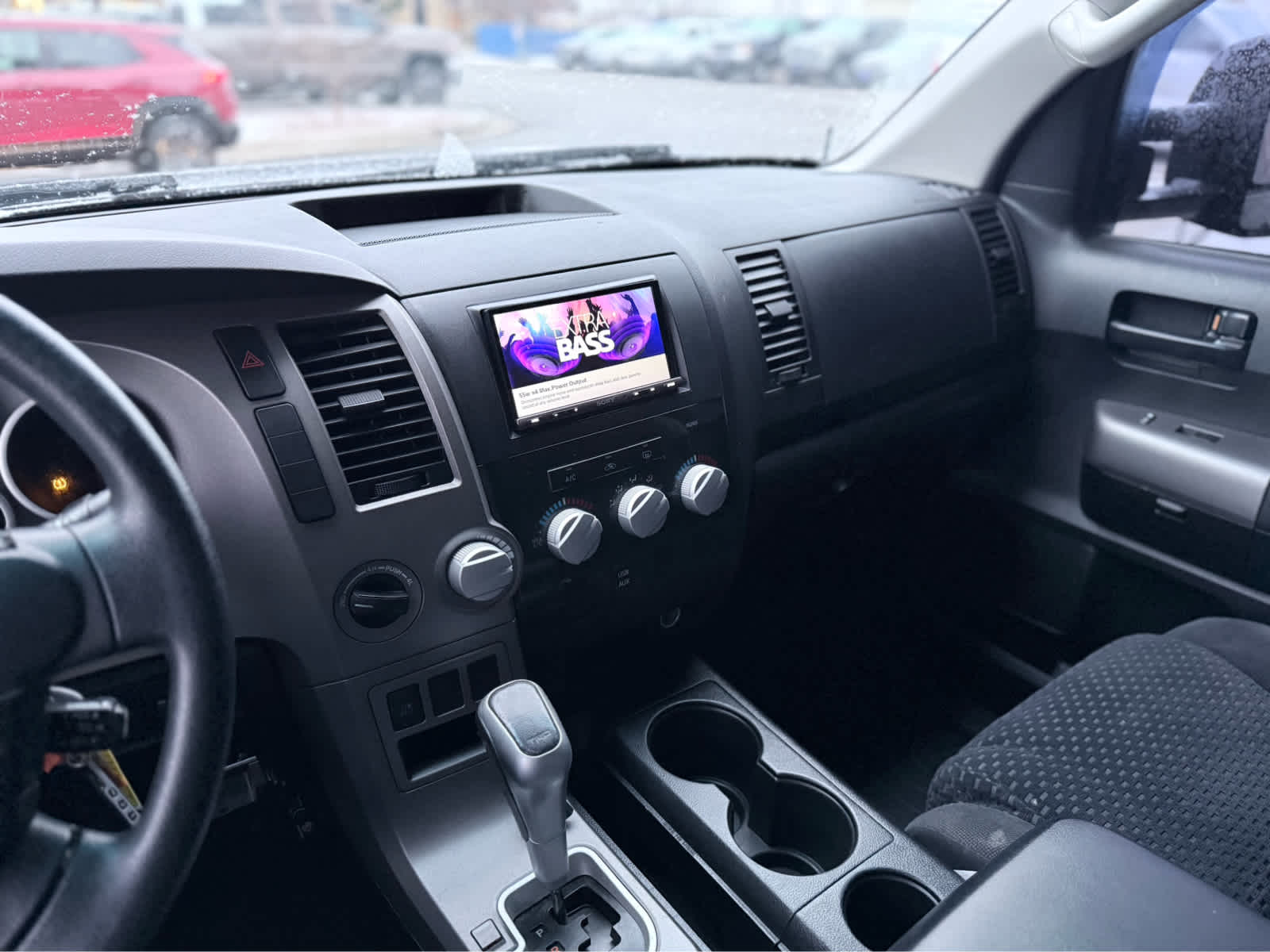 2012 Toyota Tundra 4WD Truck CrewMax 5.7L FFV V8 6-Spd AT (Natl)