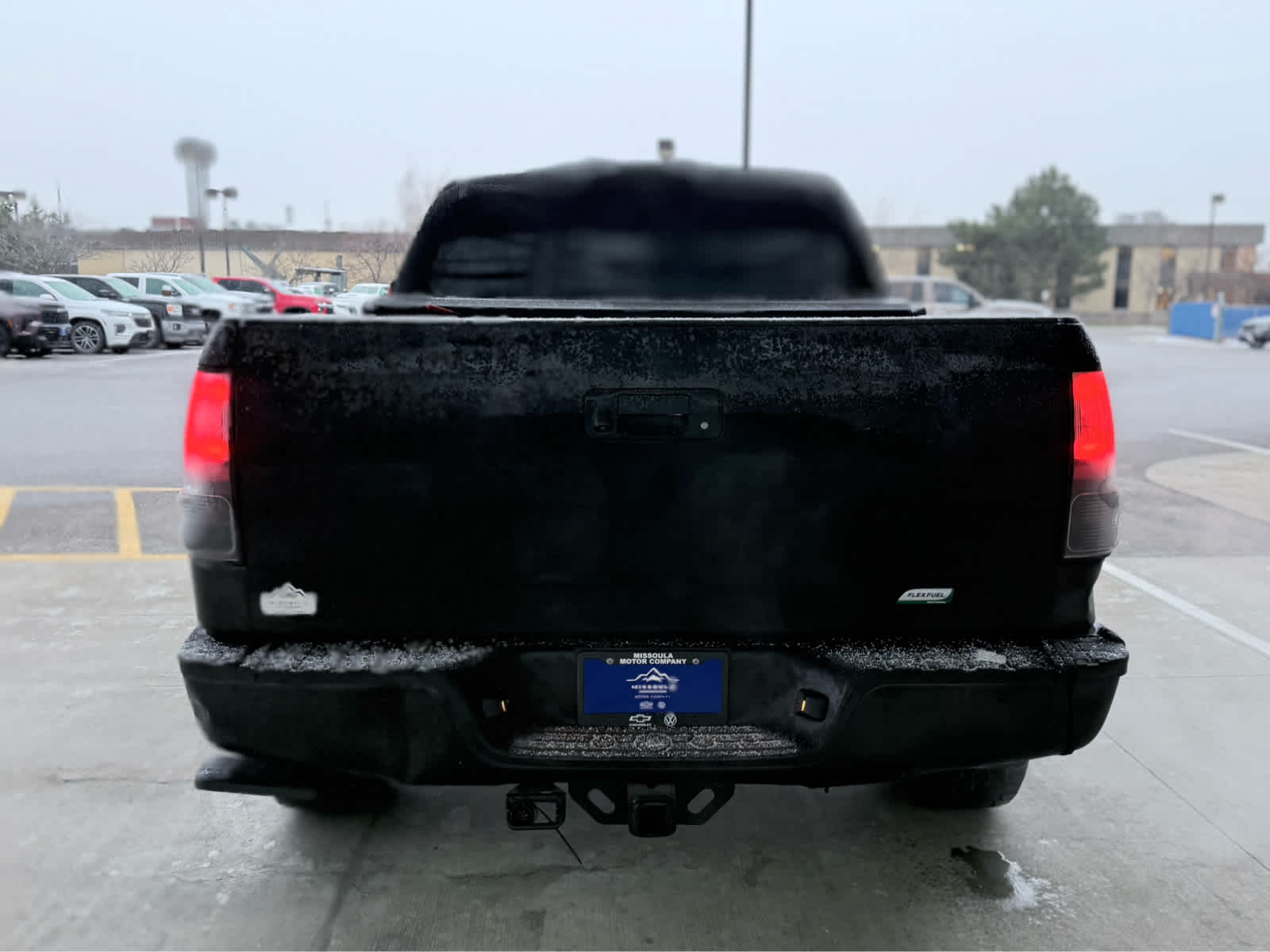 2012 Toyota Tundra 4WD Truck CrewMax 5.7L FFV V8 6-Spd AT (Natl)