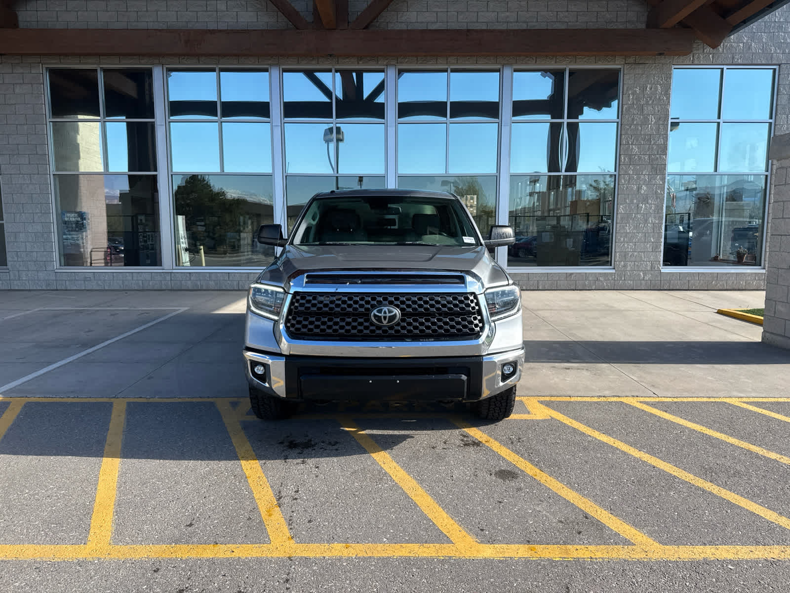 2018 Toyota Tundra SR5 5.7L V8