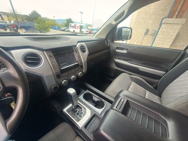 2018 Toyota Tundra SR5 5.7L V8