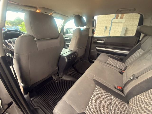 2018 Toyota Tundra SR5 5.7L V8