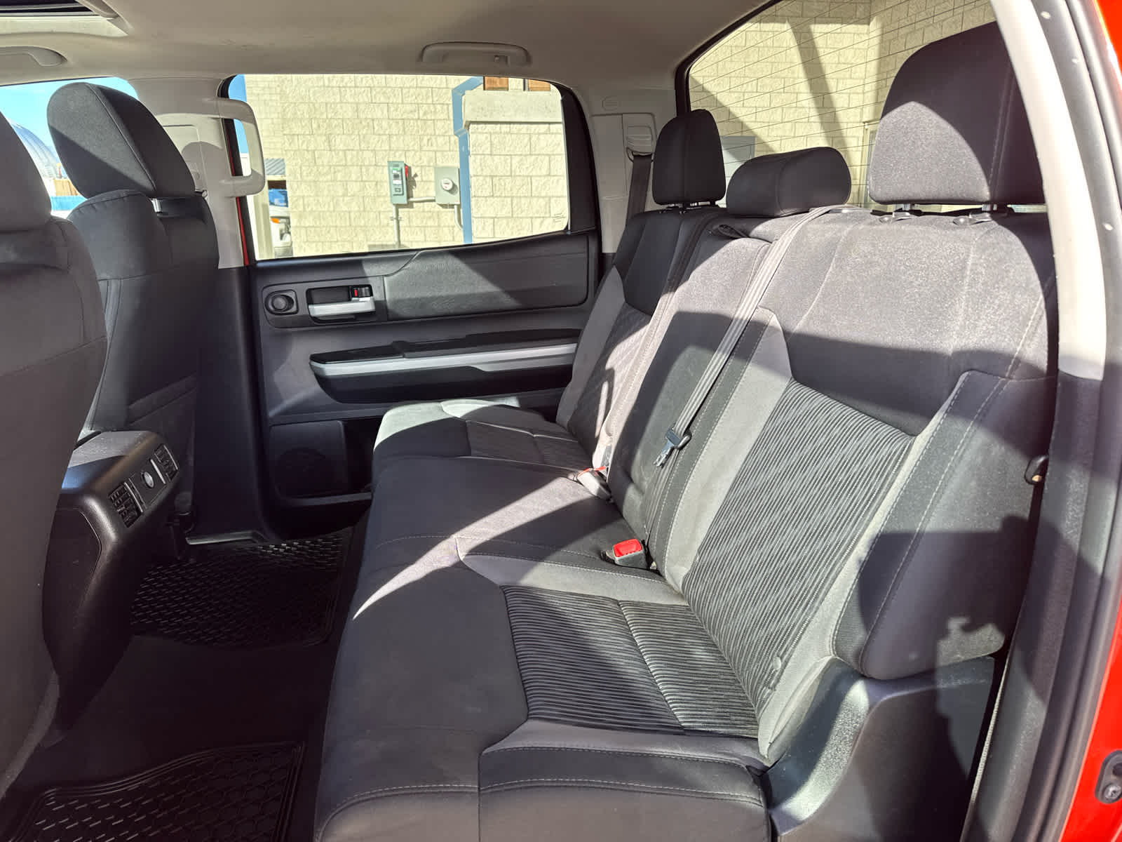 2016 Toyota Tundra 4WD Truck SR5