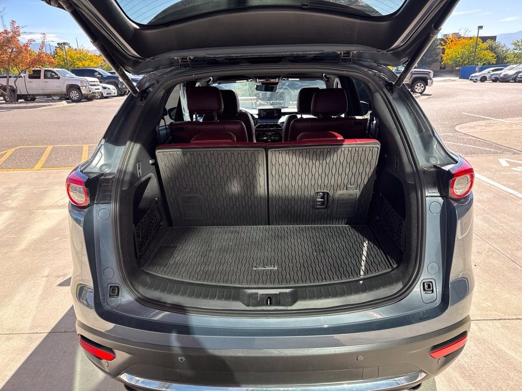 2022 Mazda Mazda CX-9 Carbon Edition