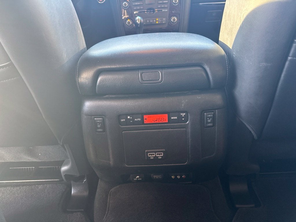 2017 Nissan Armada Platinum