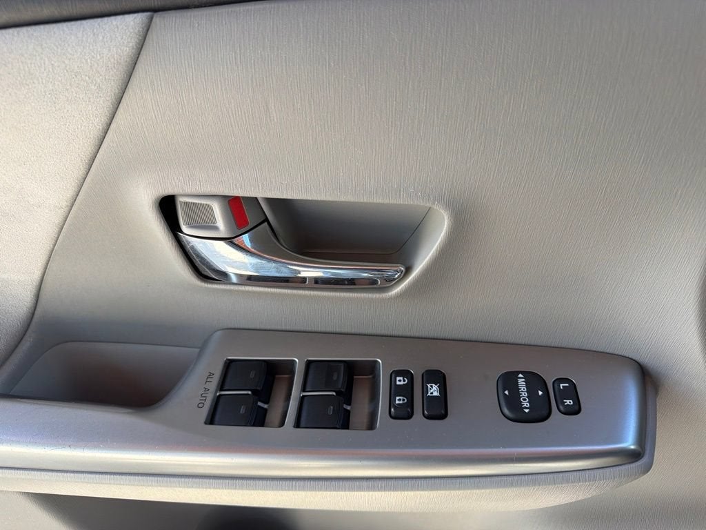 2015 Toyota Prius v Two