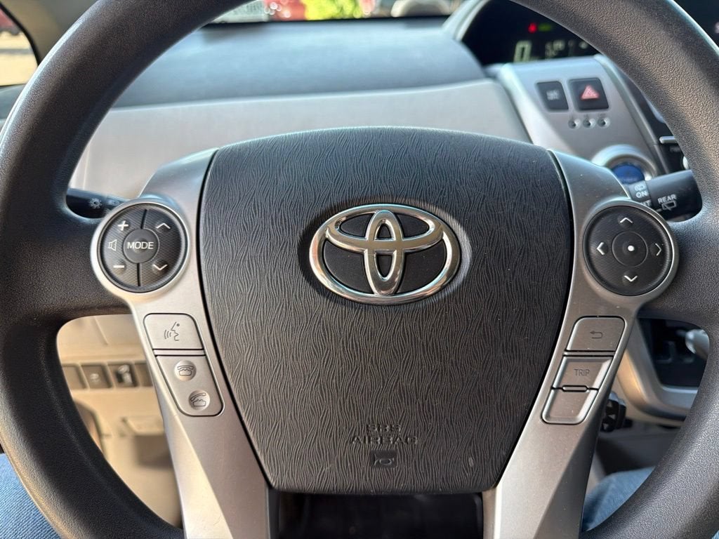 2015 Toyota Prius v Two