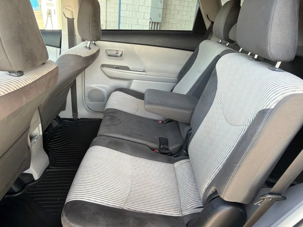 2015 Toyota Prius v Two