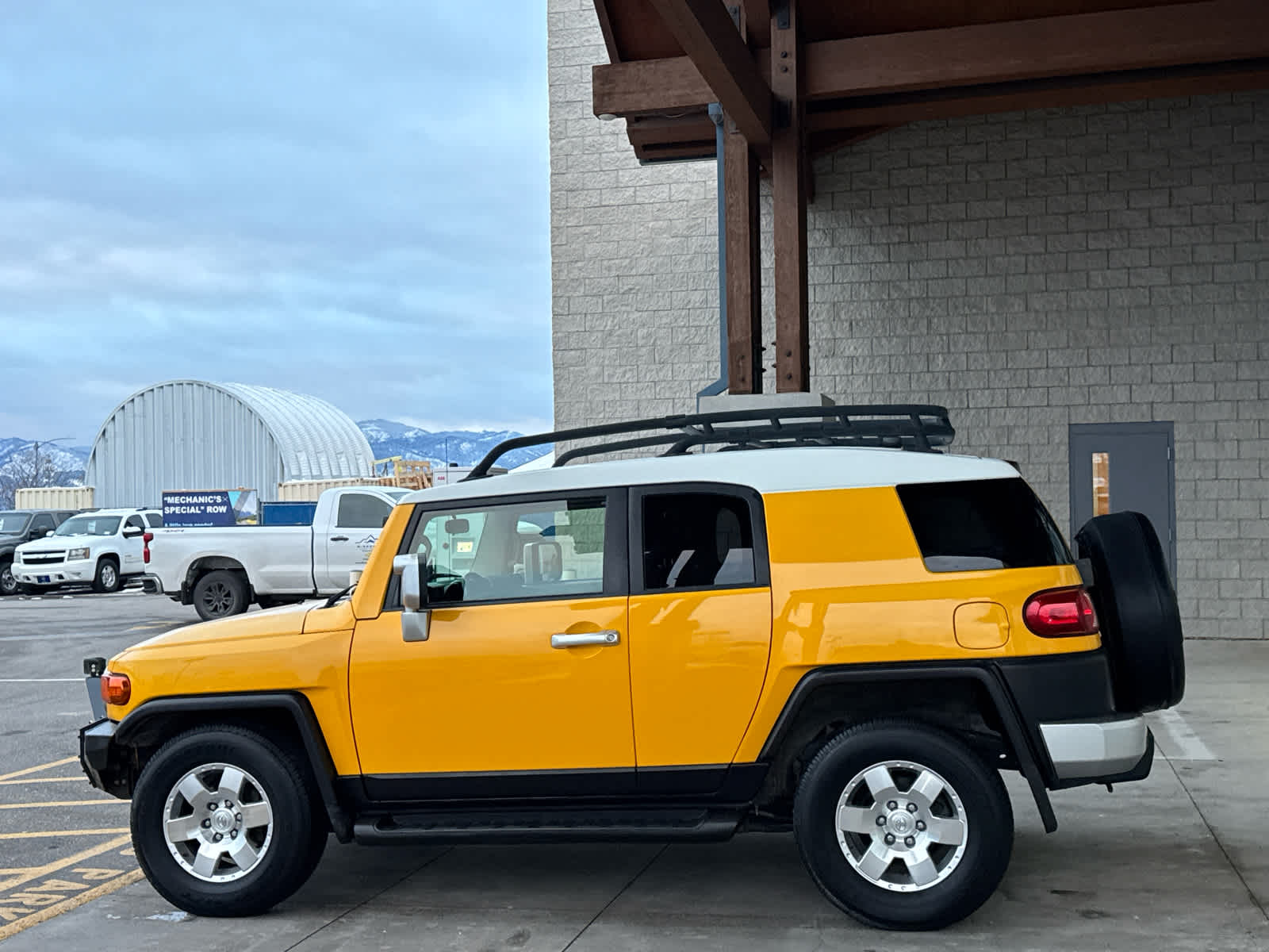 2008 Toyota FJ Cruiser RWD 4dr Auto (Natl)