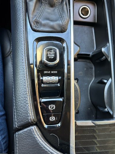 2018 Volvo S90 Momentum