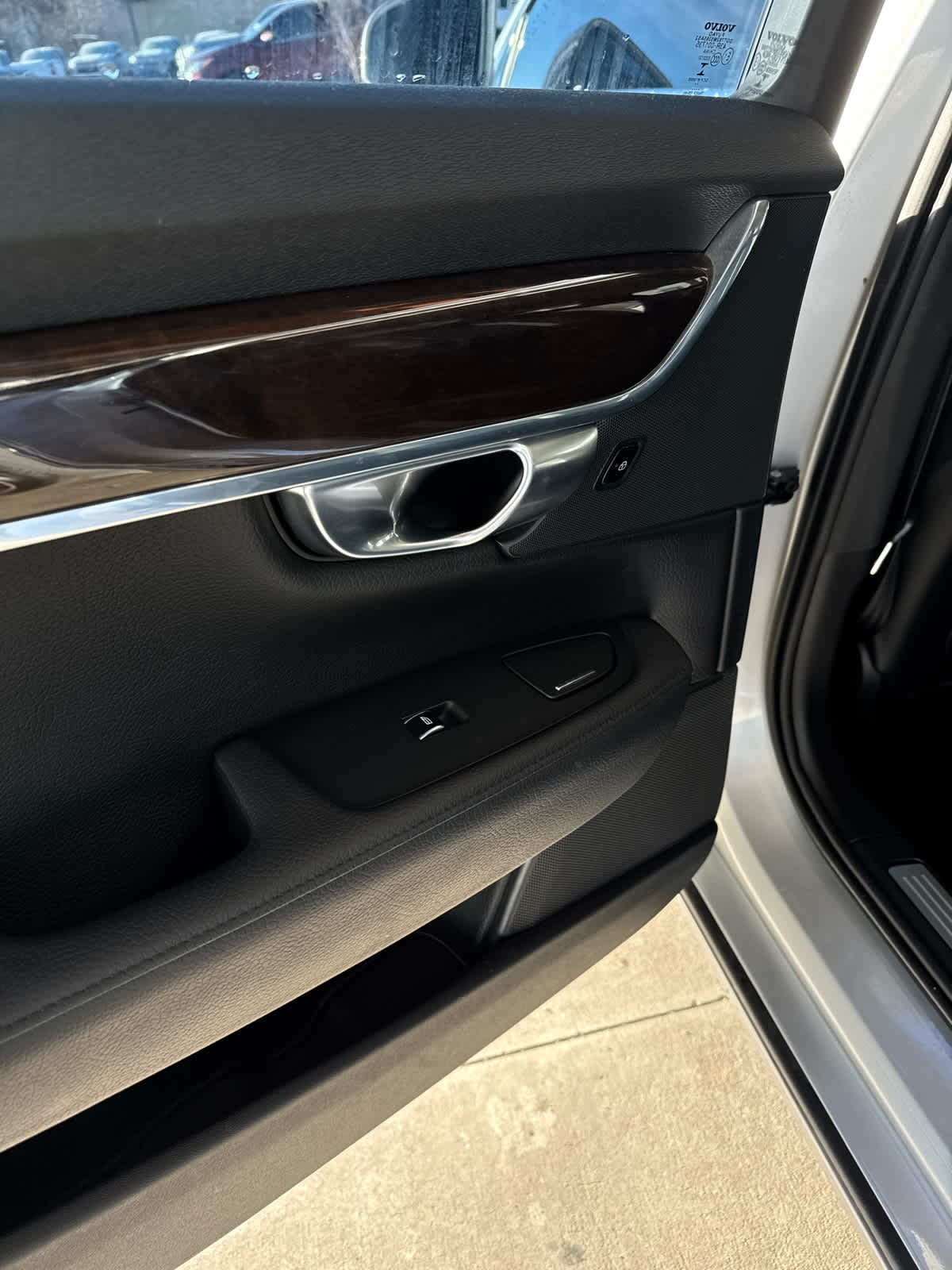 2018 Volvo S90 Momentum