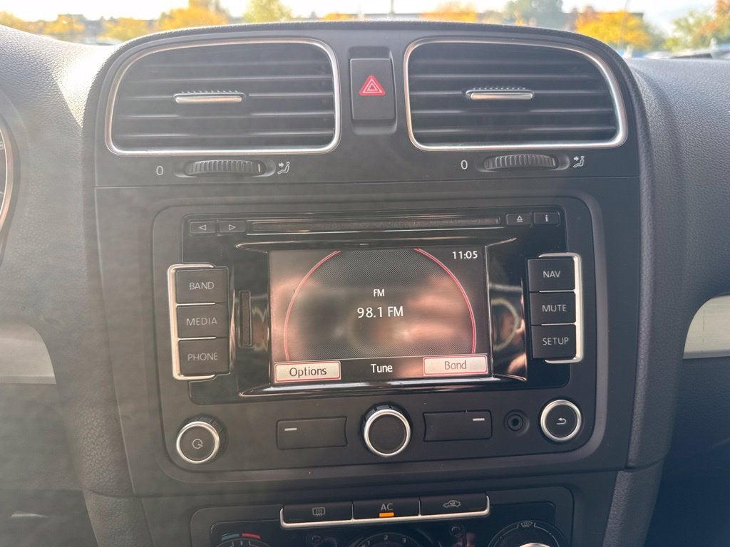 2012 Volkswagen Golf GTI 2-Door Autobahn