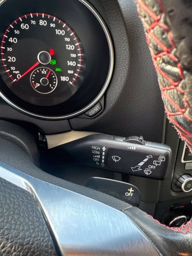 2012 Volkswagen Golf GTI 2-Door Autobahn