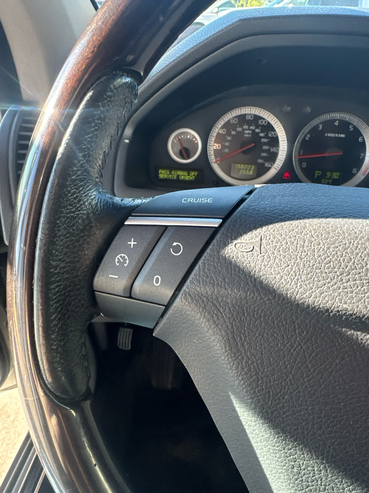 2012 Volvo XC90 AWD 4dr