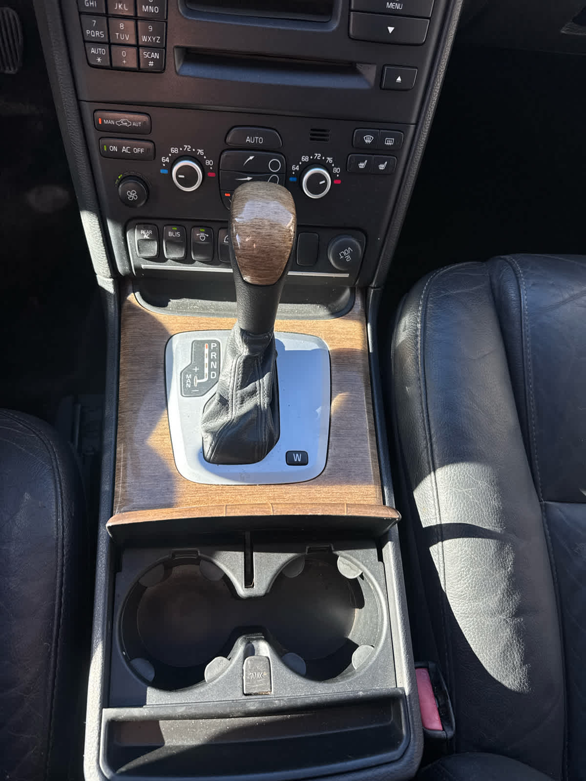 2012 Volvo XC90 AWD 4dr