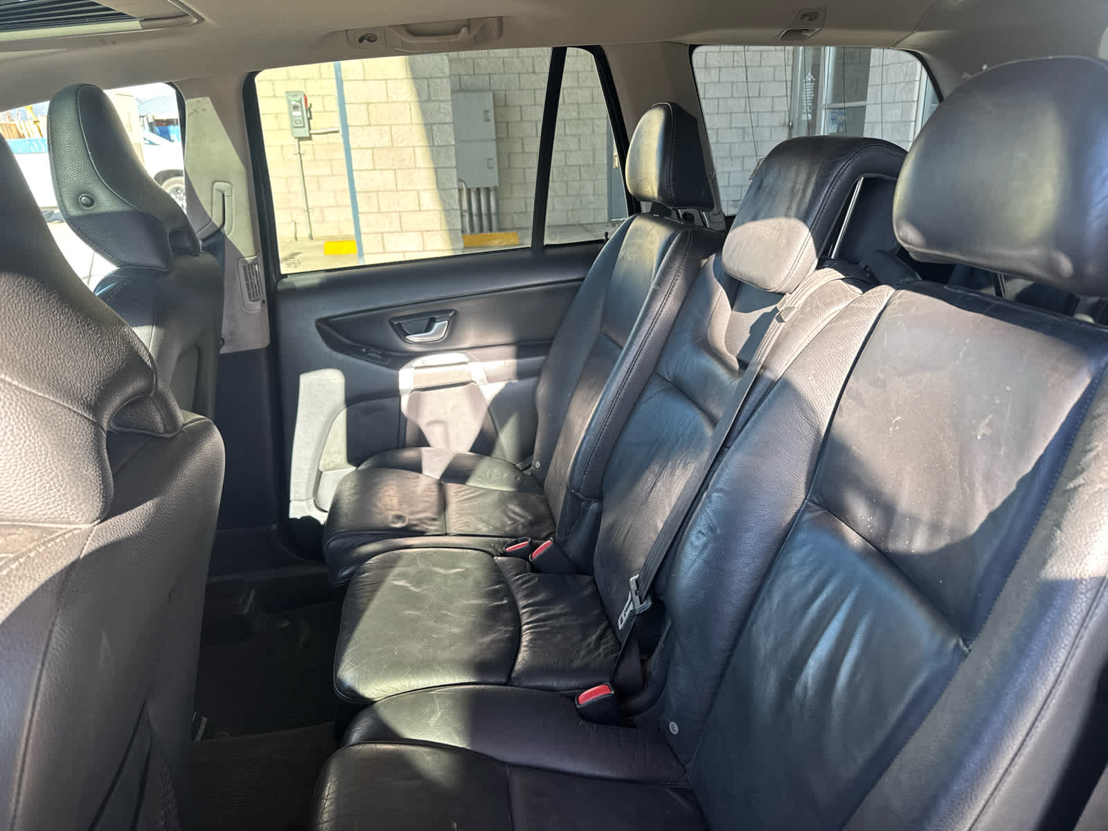 2012 Volvo XC90 AWD 4dr