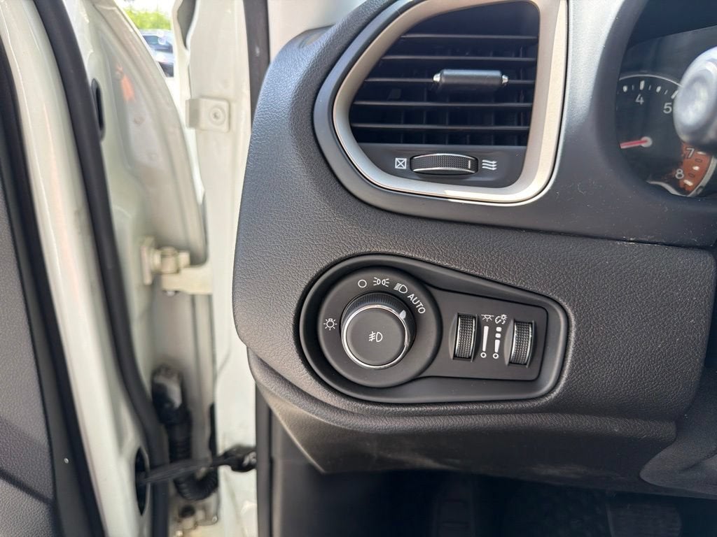 2016 Jeep Renegade 75th Anniversary